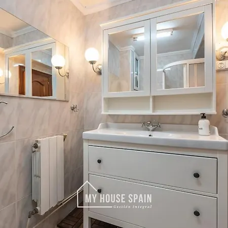 Myhousespain - Amplio Piso Cerca Del Centro Gijón