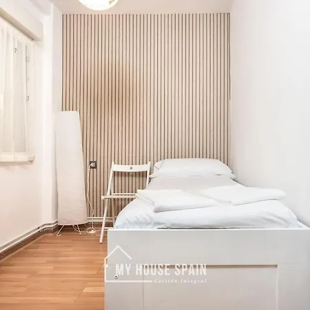 Myhousespain - Amplio Piso Cerca Del Centro Apartman