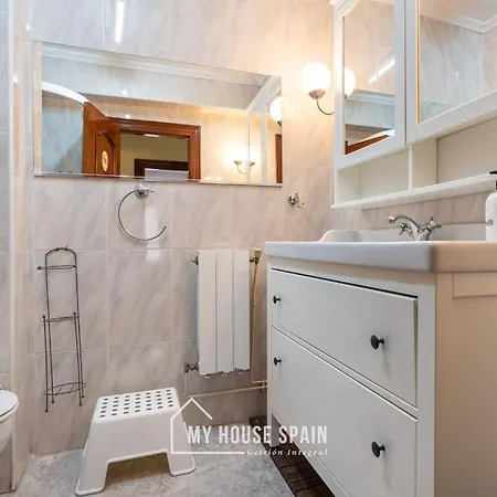 Myhousespain - Amplio Piso Cerca Del Centro Apartman *